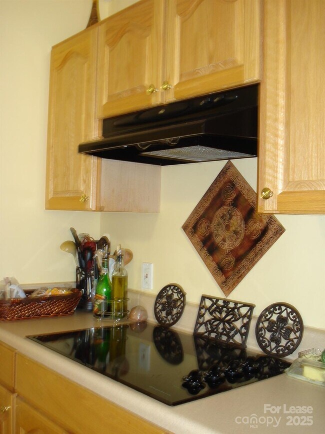 Foto del edificio - 25 Bluff Cove Rd