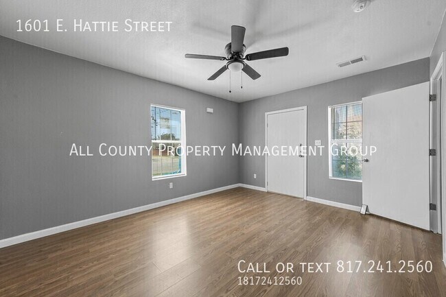 Foto del edificio - 1601 E Hattie St
