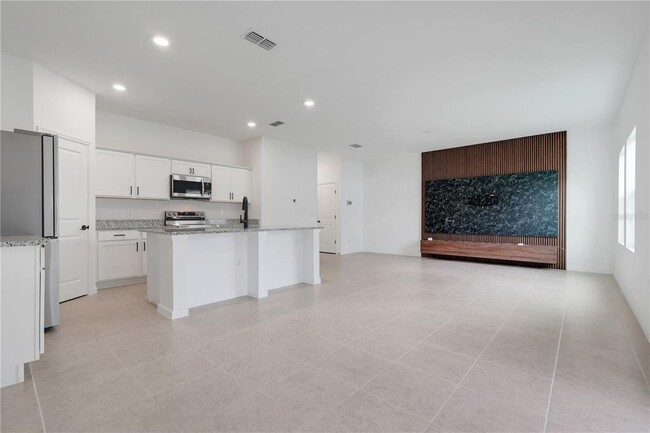 Building Photo - 2083 Gold Dust Dr