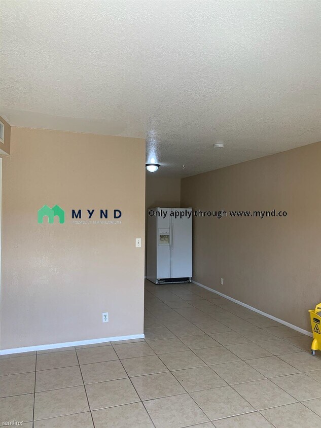 Foto del edificio - 2 br, 1 bath  - 2437 N Amarillo St Apt 4