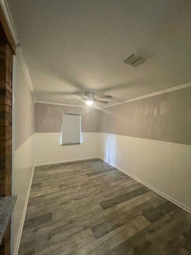 Building Photo - 4 br, 2 bath House - 4540 Curtis
