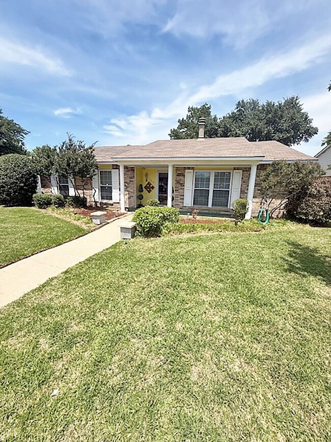 Building Photo - 4808 Graham Ct