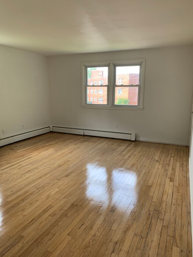 77 Gould Dr Unit D, East Hartford, CT 06118 Apartments in East