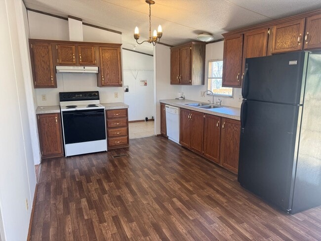 Building Photo - 3 Bedroom 2 Bathroom Home located in Greene County, TN