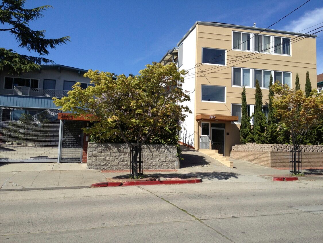 Foto principal - 2117 Rose St