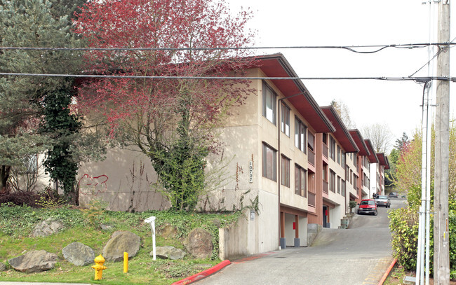 Building Photo - Arbutus Apartments