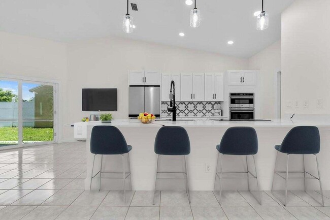 Building Photo - 48 Bentwater Cir