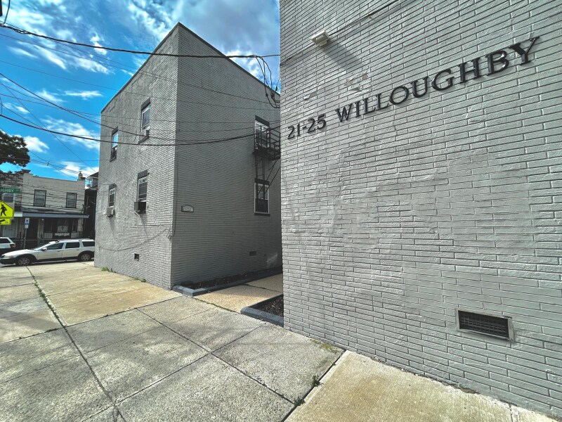 Building Photo - 21 Willoughby St