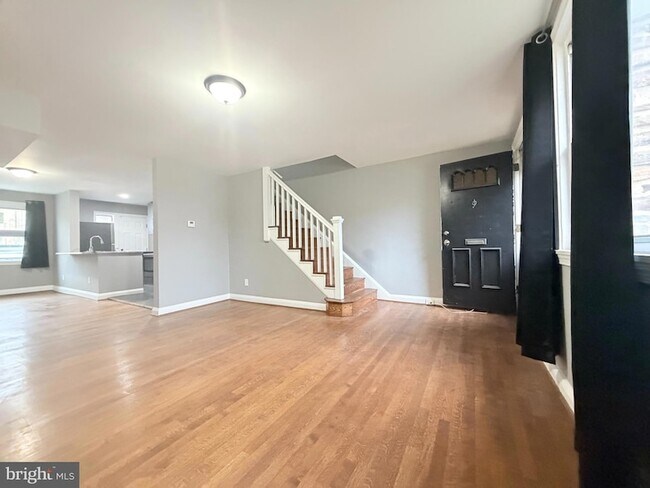 Building Photo - 5115 Pembridge Ave