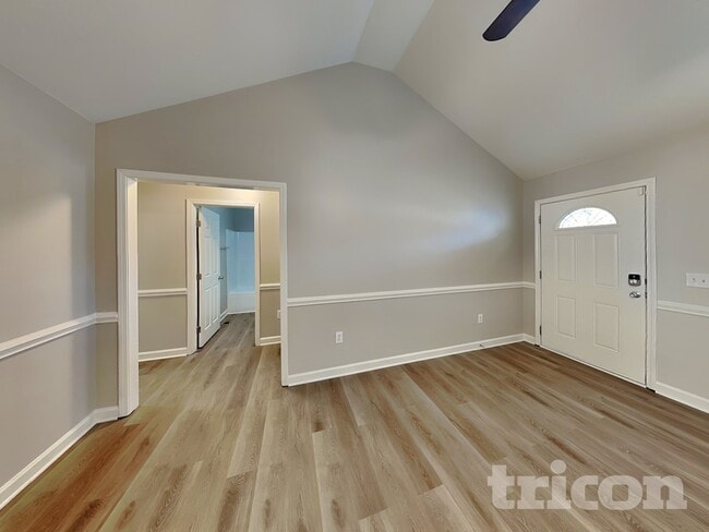 Foto del edificio - 1670 Red Bird Cir SE