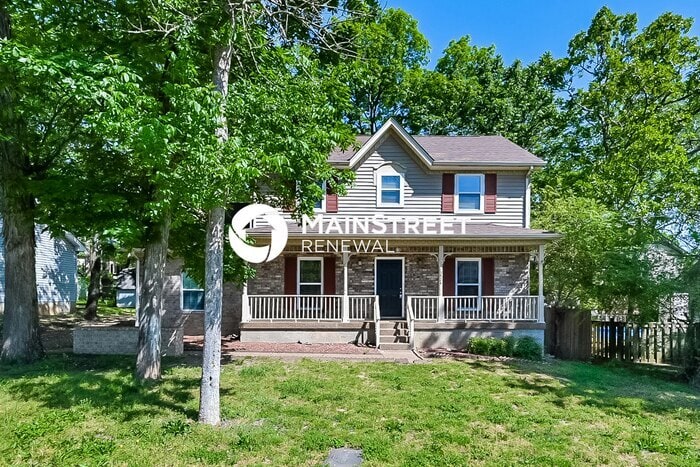 4 Bedroom Pet-Friendly Home in Nashville, TN with Main Street Renewal - 4 Bedroom Pet-Friendly Home in Nashville, TN with Main Street Renewal