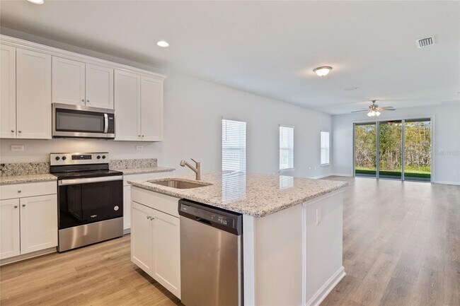 Building Photo - 104 Nighthawk Ln