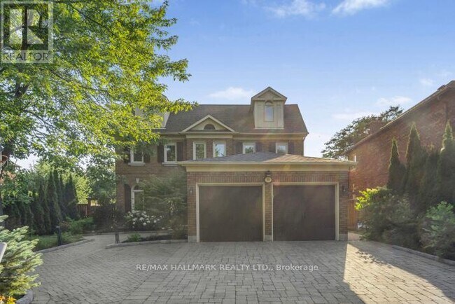 Building Photo - 59 Oatlands Crescent