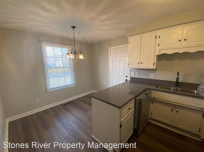 Foto del edificio - 3 br, 2 bath House - 3410 Polly Dr.