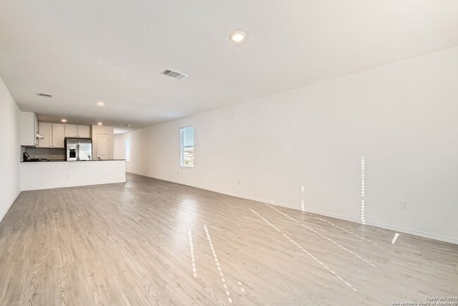 Foto del edificio - 5196 Fowler Crst