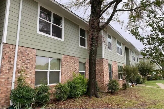 Foto del edificio - 231 Gene St