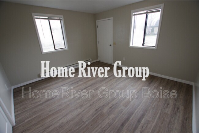 Foto del edificio - 219 22nd Ave S