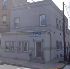 Building Photo - 575 55th St