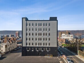 Building Photo - 70 Ashburton Ave