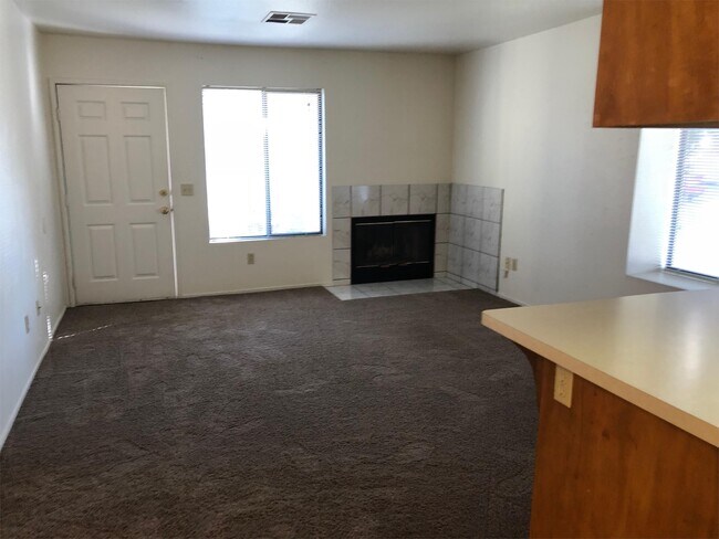 Foto del edificio - 8706 Lyn River Ct