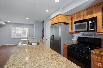 Building Photo - 3315 Clay Pl NE