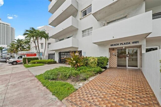 Foto del edificio - 4101 Indian Creek Dr
