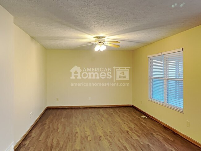 Building Photo - 6663 Warriner Way