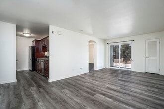 Building Photo - 5252 Orange Ave