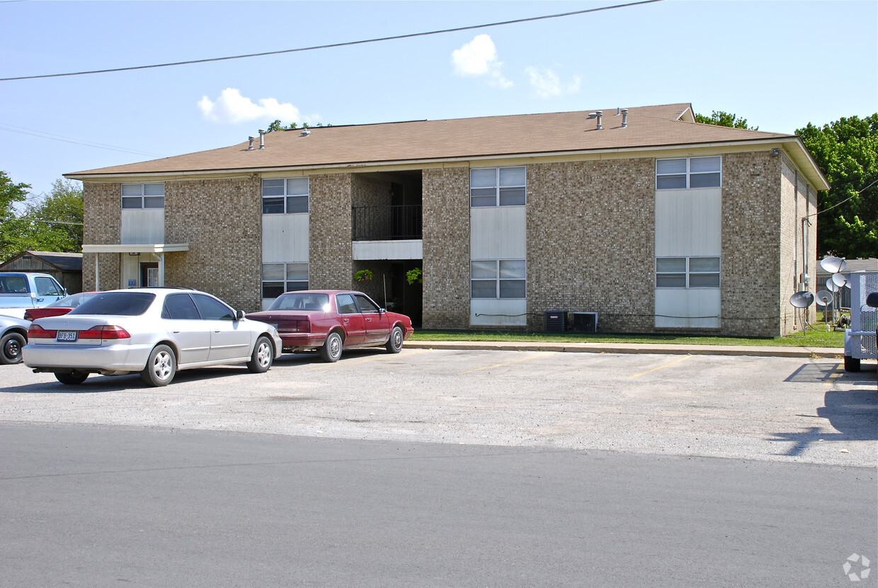 Building Photo - Meadowbrook Square Apartments