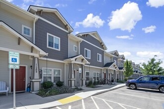 Building Photo - 11213 W Gabrielle Dr
