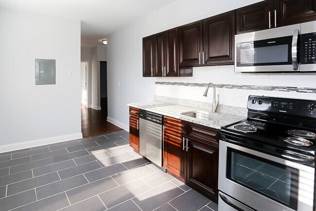 Foto del edificio - 3635 W Dickens Ave