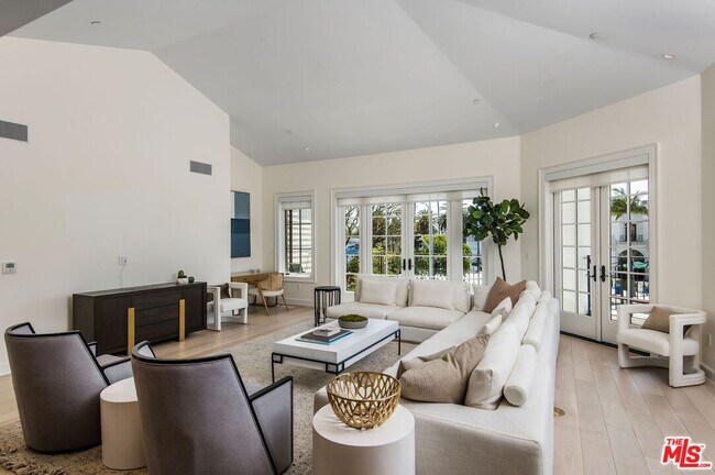 Foto del edificio - 15225 Palisades Village Ln