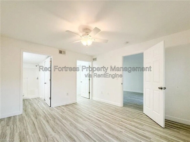 Building Photo - 11910 Palm Bay Court
