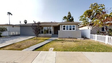Building Photo - 6242 Dorothy Dr