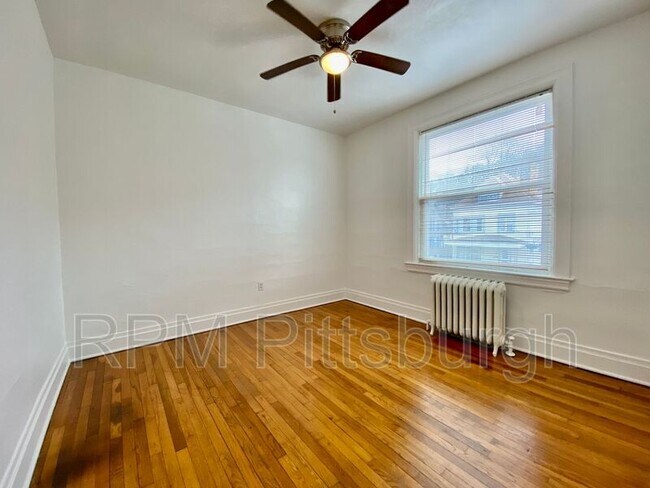 Building Photo - 195 N Sprague Ave