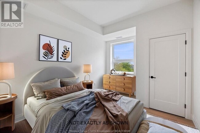 Photo du bâtiment - 1630 Sprucewood Ave