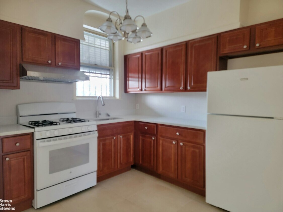 1814 East 16th Street Unit 2, Brooklyn, NY 11229 Room for Rent in