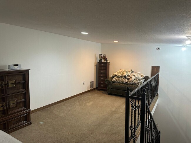 Foto del edificio - 15455 NW 100th Avenue Rd