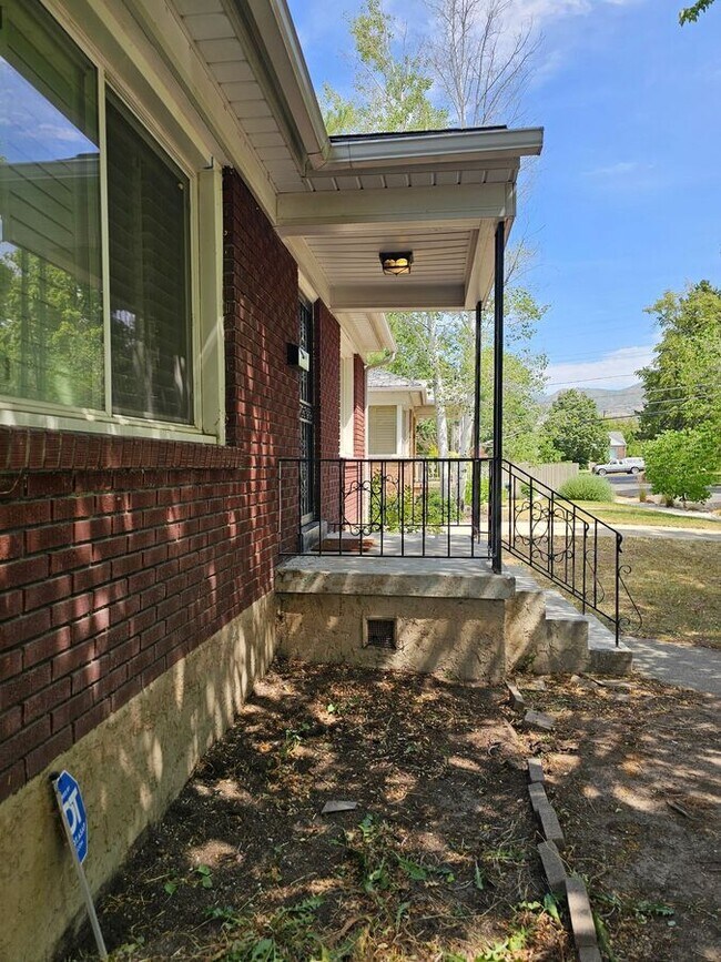 Foto del edificio - 2124 Texas St