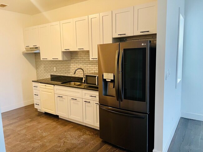 Foto del edificio - 1635 N 33rd St