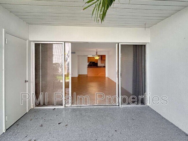 Building Photo - 390 Golfview Rd