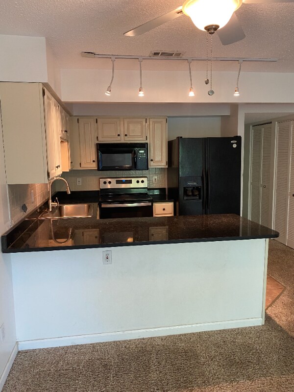 Foto del edificio - 1311 Prospect Village Ln