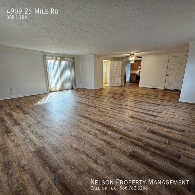 Foto del edificio - 4909 25 Mile Rd
