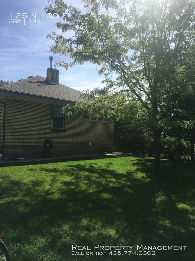 Building Photo - 125 N 100 E