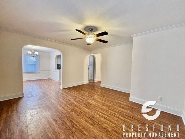 Building Photo - 3 Bed, 3 Bath located in HAYMOUNT - READY FOR MOVE IN TODAY!