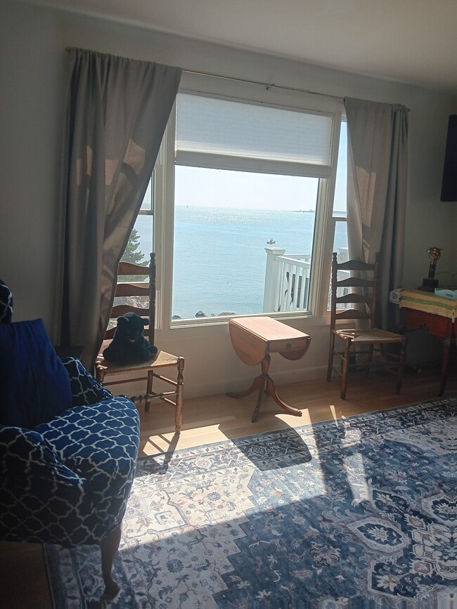 Living Room Ocean View - 125 Granite St