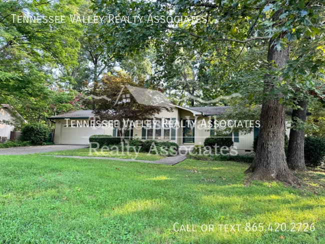 Photo - 1622 Colonade Rd House