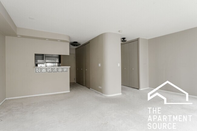 Foto del edificio - 1313 N Ritchie Ct