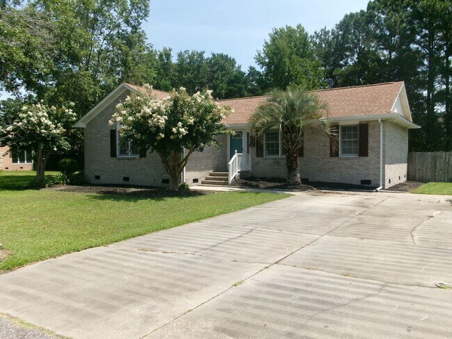 Foto del edificio - 2 bedroom,2 bath home in Meadowoods commun...