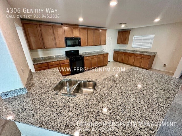 Foto del edificio - 4306 Gentry Way